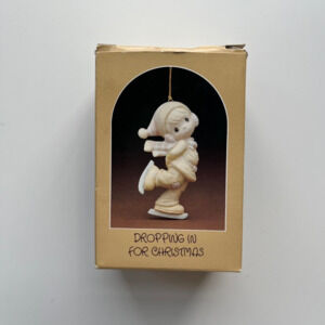 Precious Moments Dropping in for Christmas Ornament 1982 Vintage E-2369